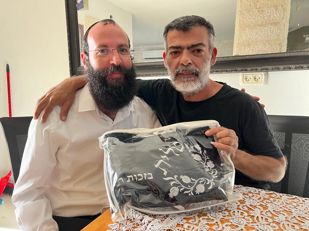 Rabbi Shneur and Tova Kenig, Chabad of Ofakim, Israel   Soup for the Soul